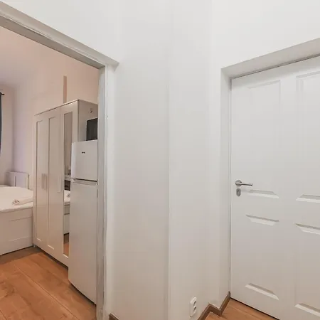 Appartamento Walk To Old Town Flat, Kitchen, New Bathroom
